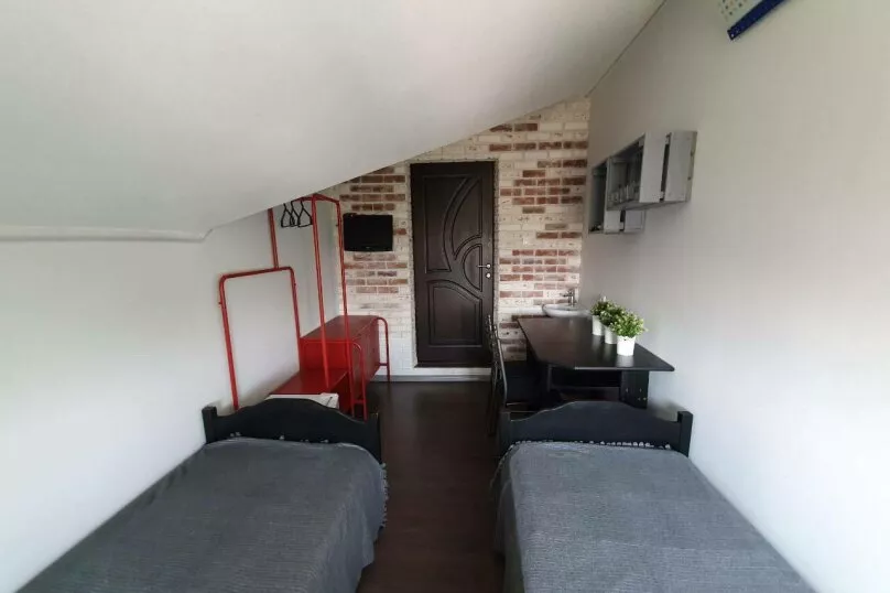 Двухместный Эконом . Гостиница На Набережной. Анапа