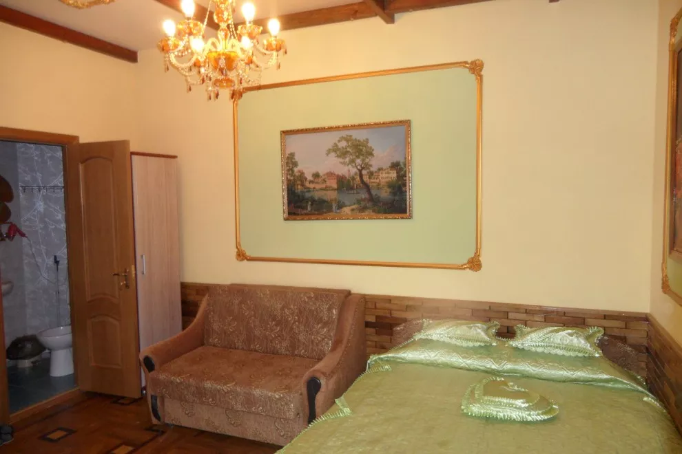 Люкс Трех Комнатный. Отель Мини-отель «Медный Всадник». Массандра