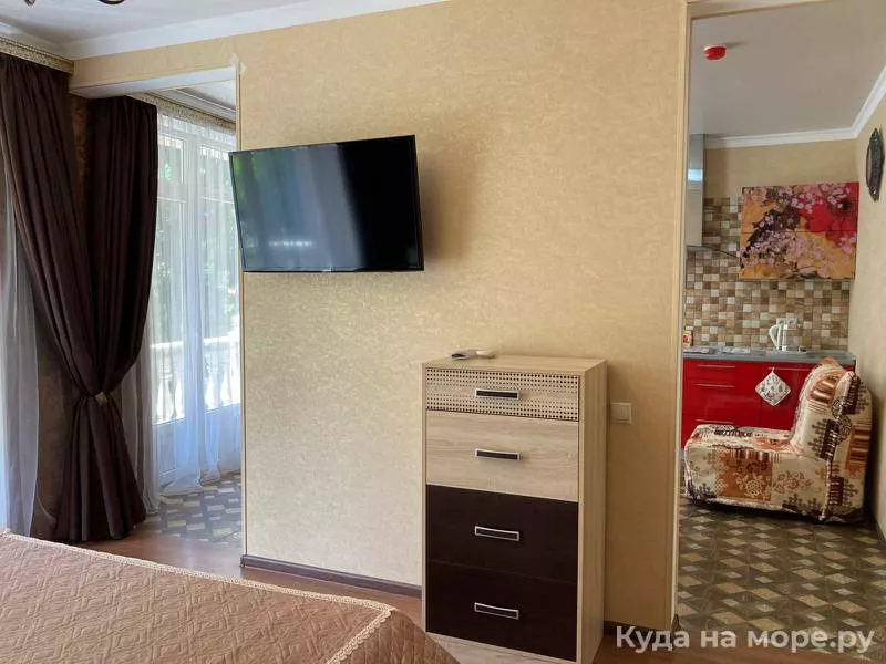 . Квартира в многоквартирном доме Ева-Мария в Париже. Лазаревское