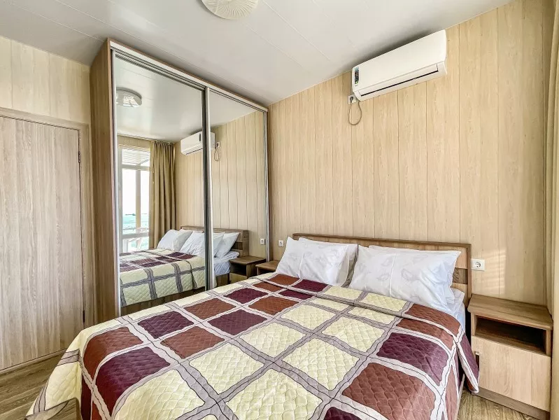 Люкс с видом на море. Отель “1836”. Кабардинка