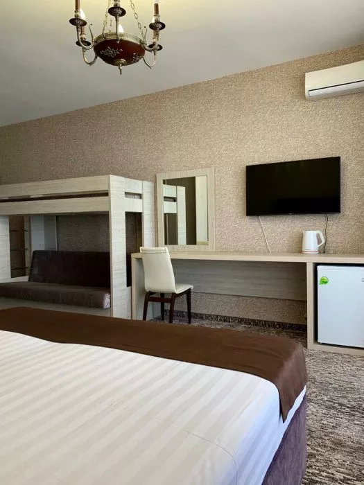 4-Х МЕСТНЫЙ С ВИДОМ НА МОРЕ. Отель КАВКАЗ. Гостиницы и отели Лазаревского