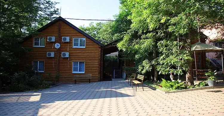 . База отдыха "Анастасия" . Бухта Инал