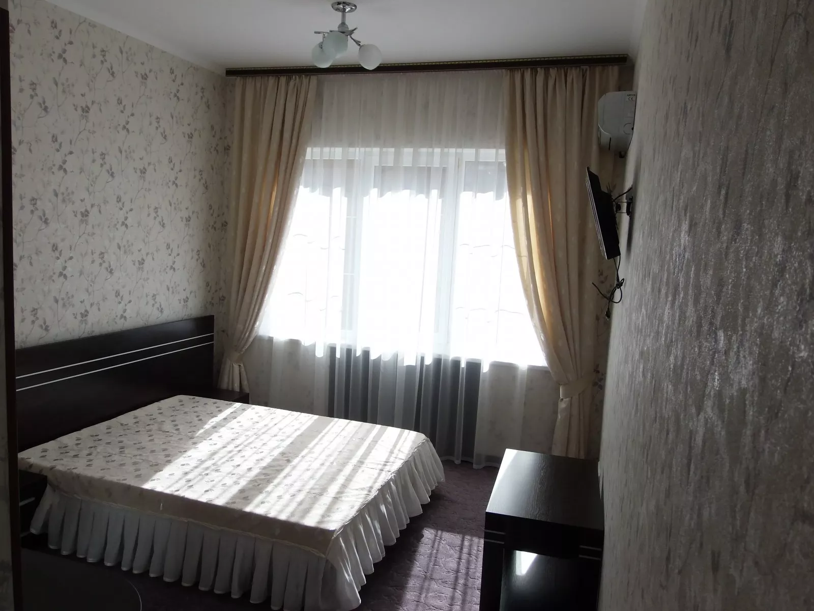 . Гостиница "УЮТ" - Симферополь. Симферополь