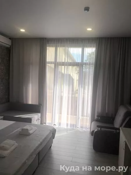 4-местный номер с балконом. Отель "Слон". Лазаревское 4-местный номер с балконом. Отель "Слон". Лазаревское