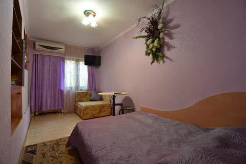 3-х местный номер. Гостевой дом "Лето". Алушта