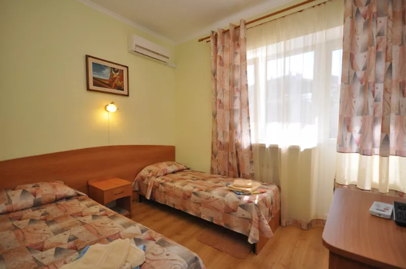 Номер двухместный стандартный. Гостевой дом "Арго". Севастополь
