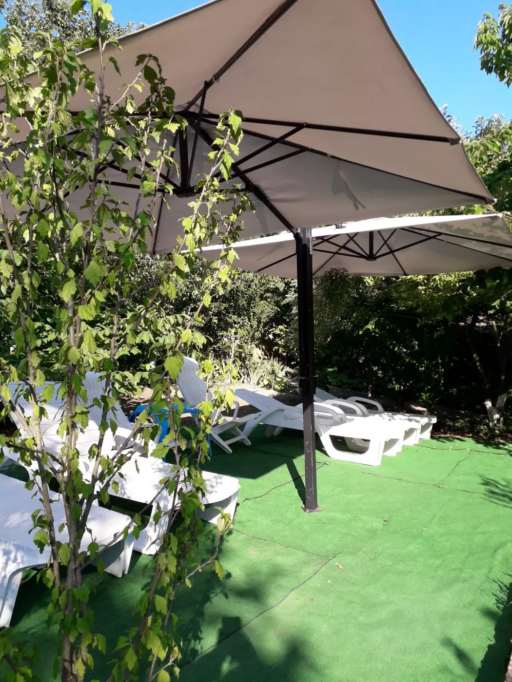 . Гостевой дом МОРЕ с бассейном и баней. Джубга