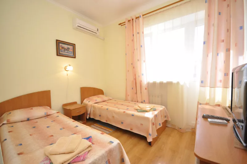 Номер двухместный стандартный. Гостевой дом "Арго". Севастополь