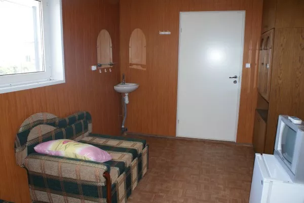 Трехместный номер. Гостевой дом "В гостях у Людмилы". Туапсе