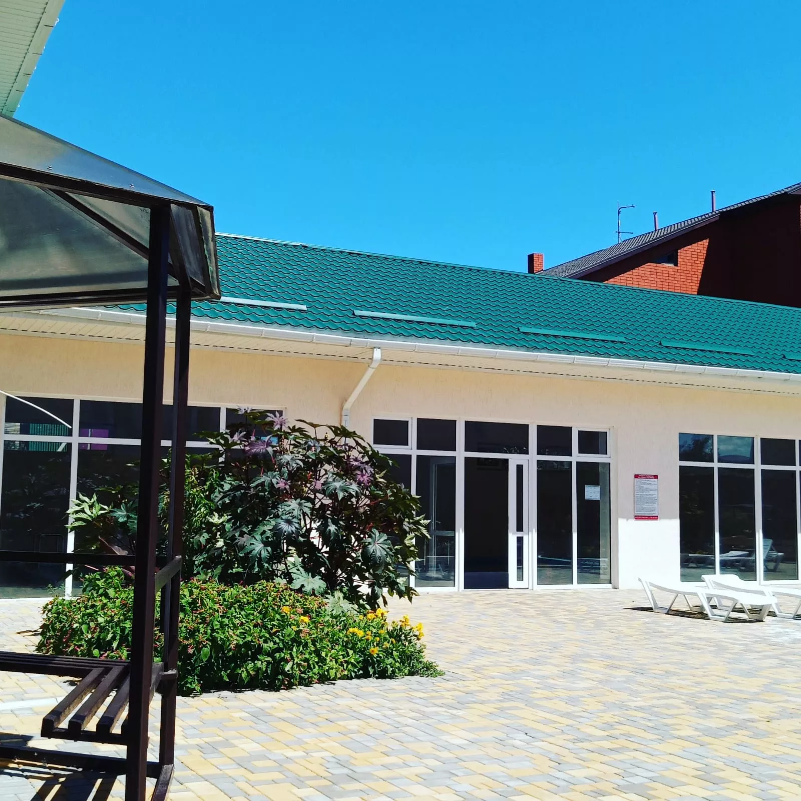 . Гостевой дом Султан. Кучугуры