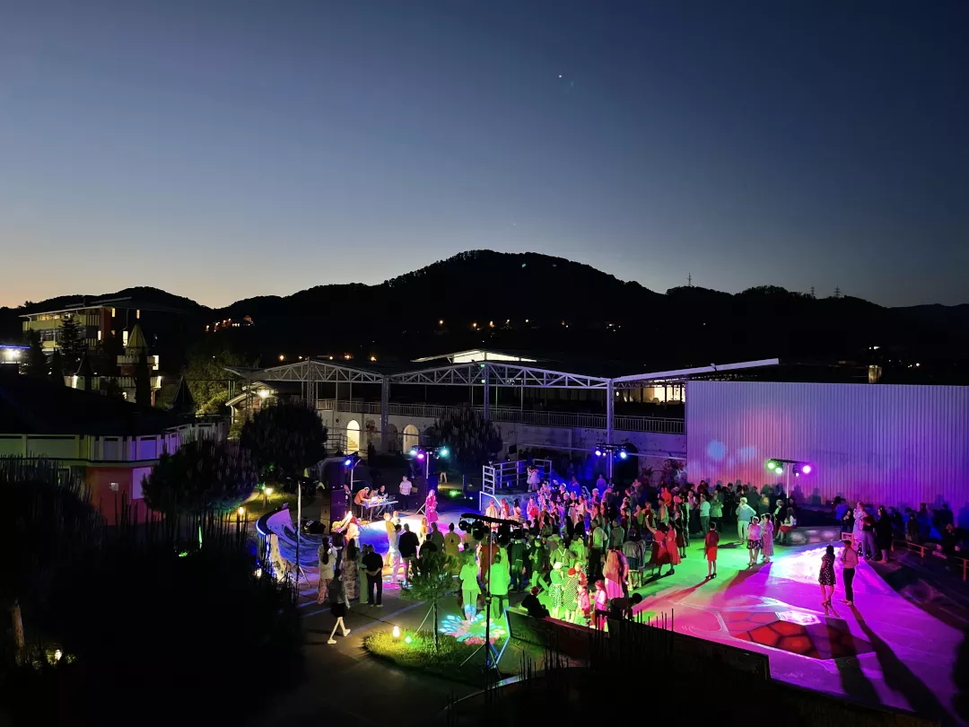 . Гостевой дом Замок у Моря. Головинка