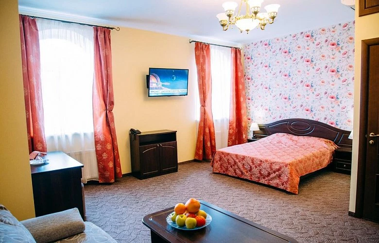 Полулюкс. Отель «Простые вещи». Симферополь