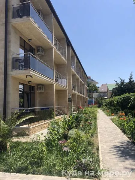 . Отель "Слон". Лазаревское . Отель "Слон". Лазаревское