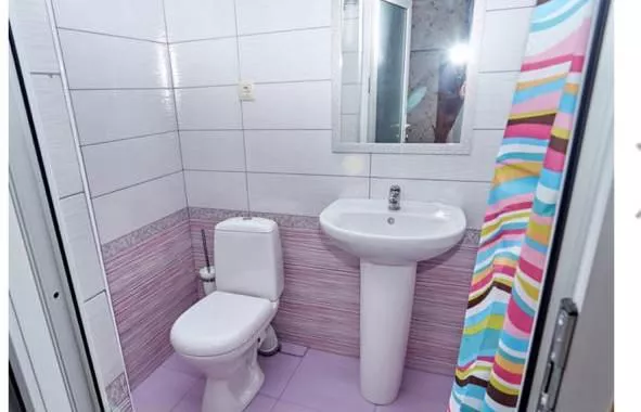 3-Х МЕСТНЫЙ БЕЗ БАЛКОНА. Отель КАВКАЗ. Гостиницы и отели Лазаревского