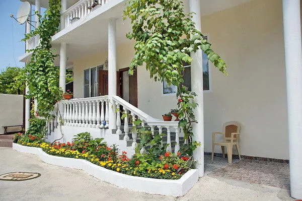 . Гостевой дом Дубовая роща. Лермонтово