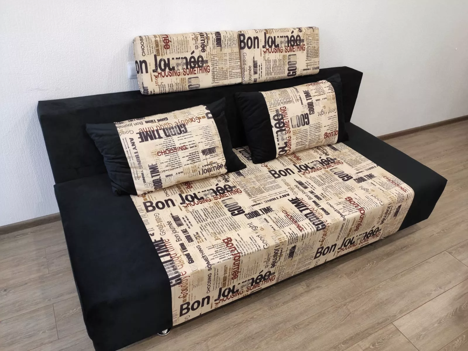 . Квартира в многоквартирном доме Студия на Светлане. Сочи