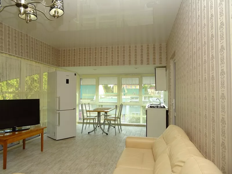 3х-комнатная квартира. Квартира в многоквартирном доме Кирова 125 кв 4". Адлер