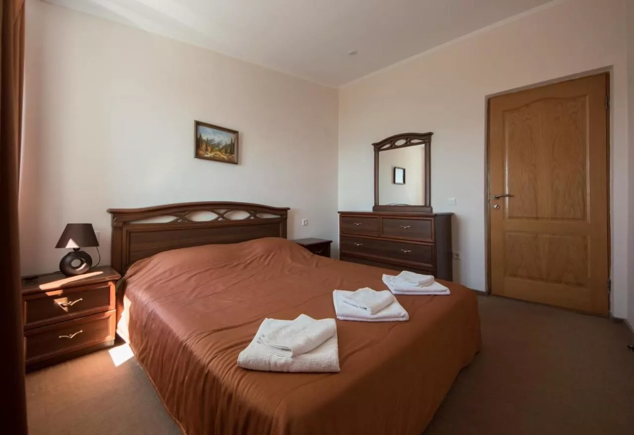 . Гостевой дом «Кедр-Восток». Алупка