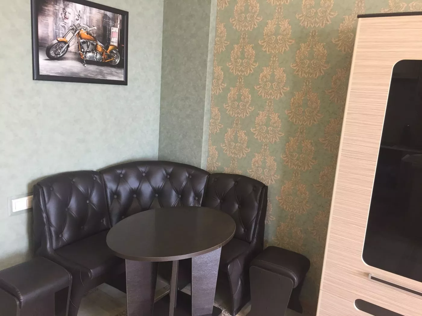 . Квартира в многоквартирном доме Студия Шевченко 65. Анапа