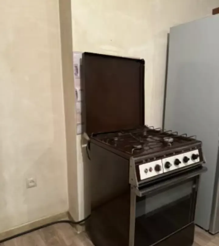 . Двухэтажный дом Сухум. Сухум