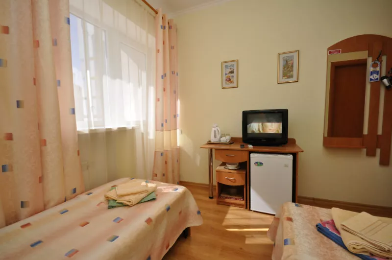 Номер двухместный стандартный. Гостевой дом "Арго". Севастополь