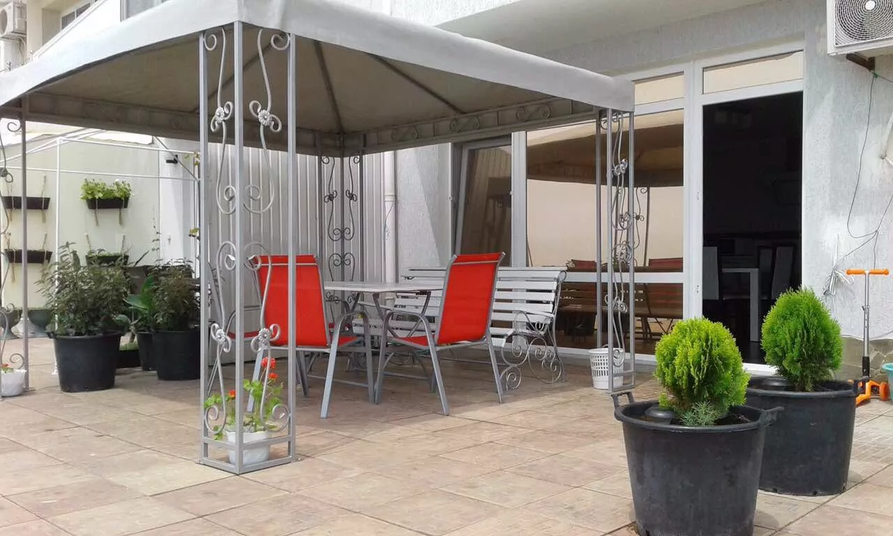 . Эллинг "Дельфин приморский". Приморский