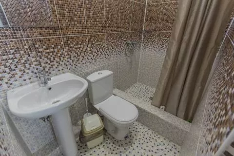 Полулюкс. Частный сектор На Тихорецкой 32. Солоники