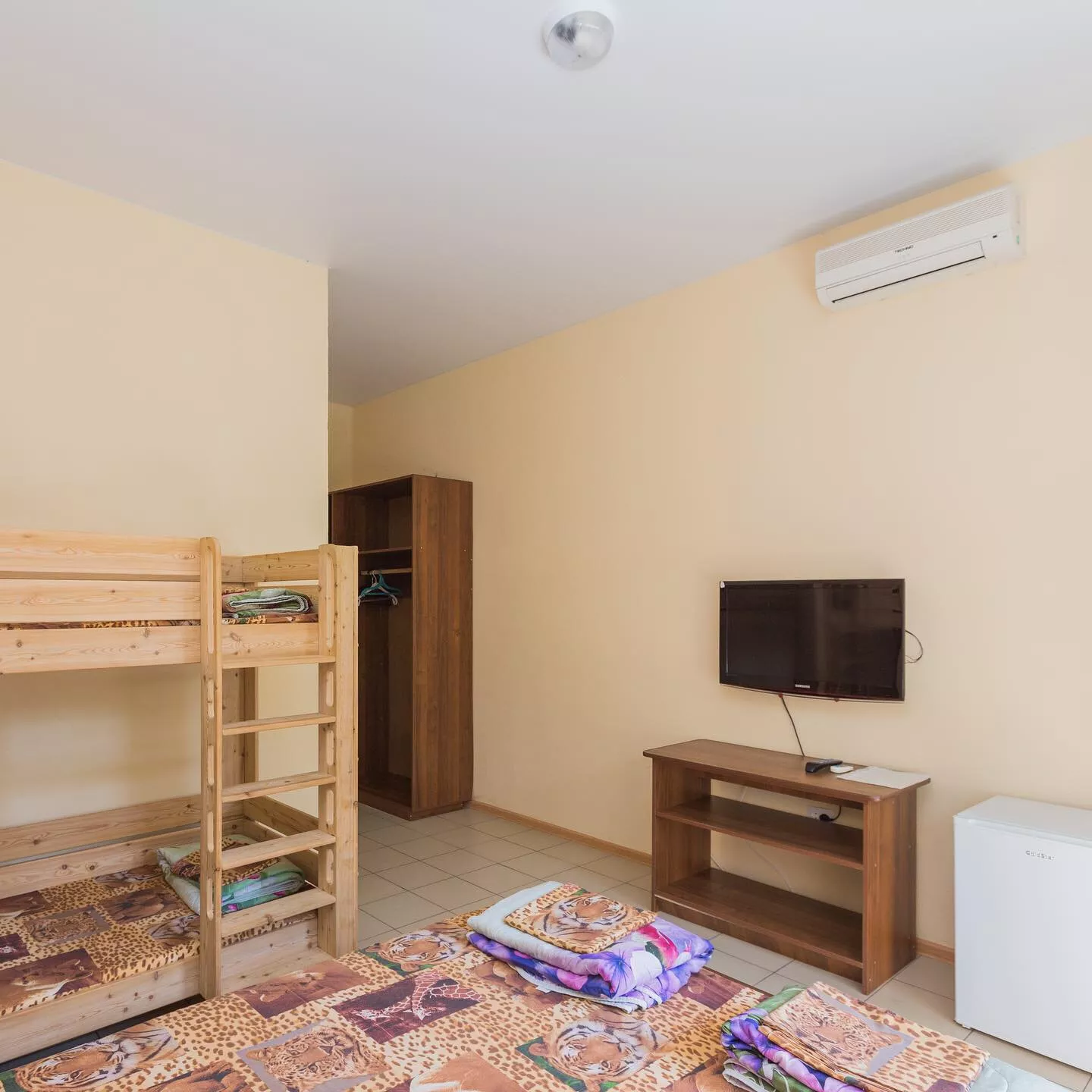 . Гостевой дом «ЛУНА». Джубга