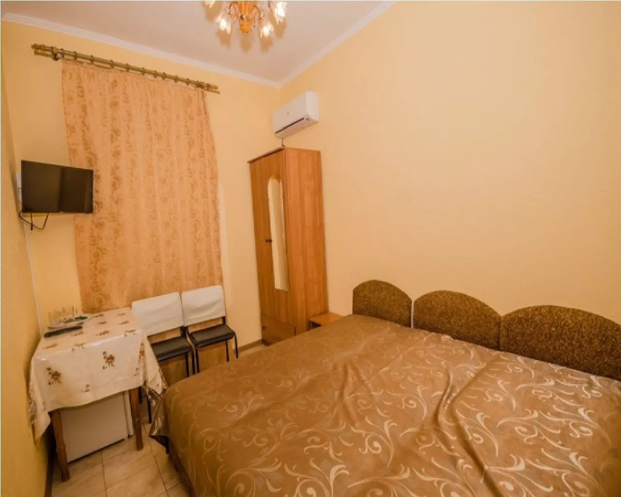 . Гостевой дом "Светлана" - Заозерное. Заозерное