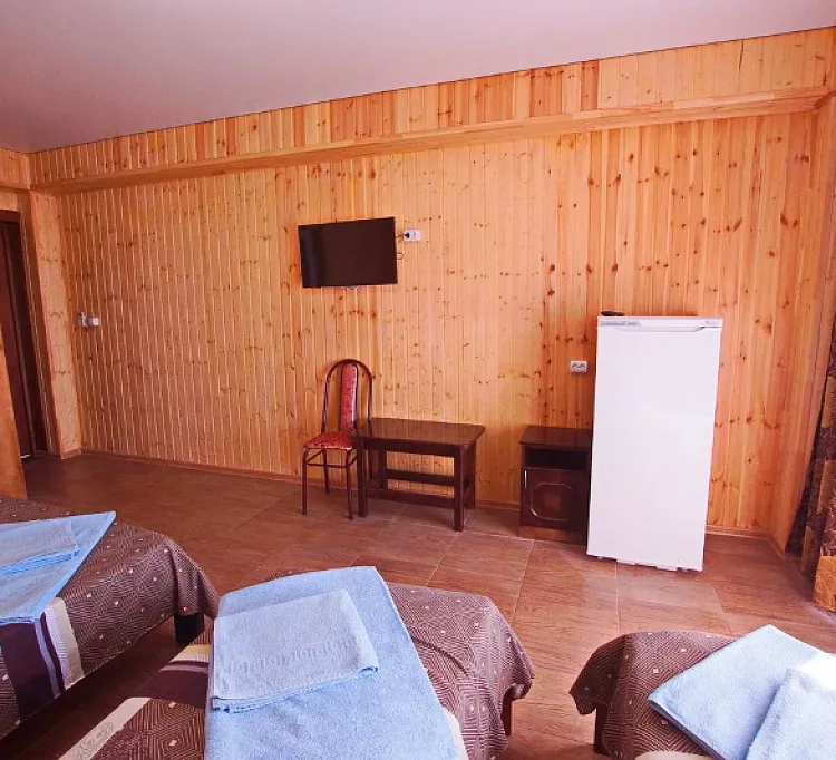 4-х местный номер. Гостевой дом "Бриз" - Цандрипш. Цандрипш