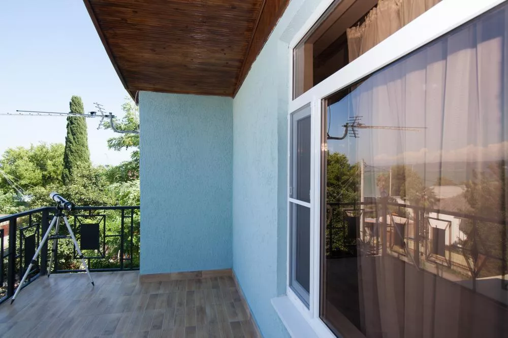 VIP. Отель Capri. Сухум