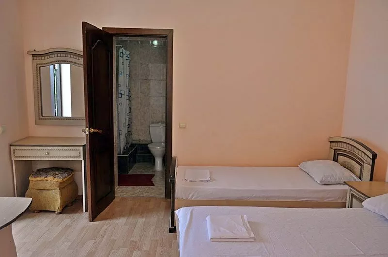 Стандарт 3-х местный. Гостевой дом Дубовая роща. Лермонтово