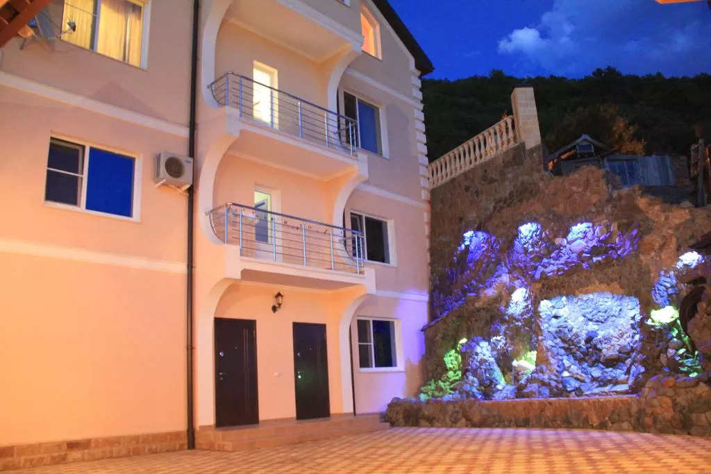 . Гостевой дом "Оксана" в Небуге. Небуг