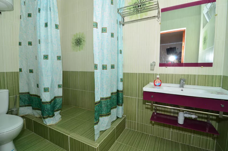 2-местный номер «Под облаками» вид на горы и море. Вилла «Камилла». Лазурное 2-местный номер «Под облаками» вид на горы и море. Вилла «Камилла». Лазурное