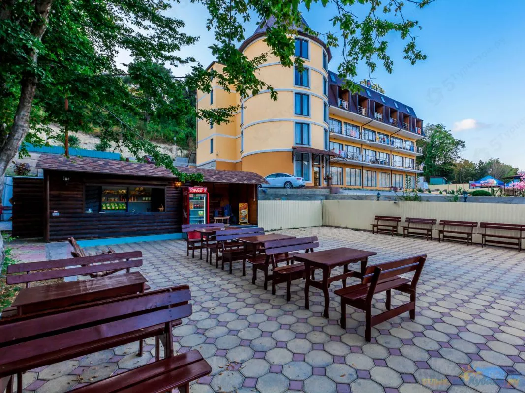. Гостиница "Мария" - Лермонтово. Лермонтово