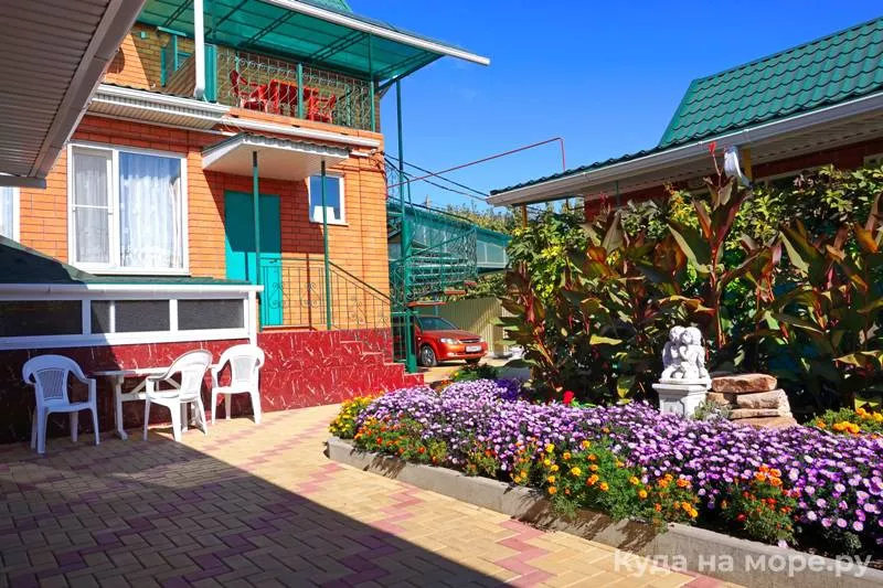 . Гостевой дом «На Николаевской 25». Ейск