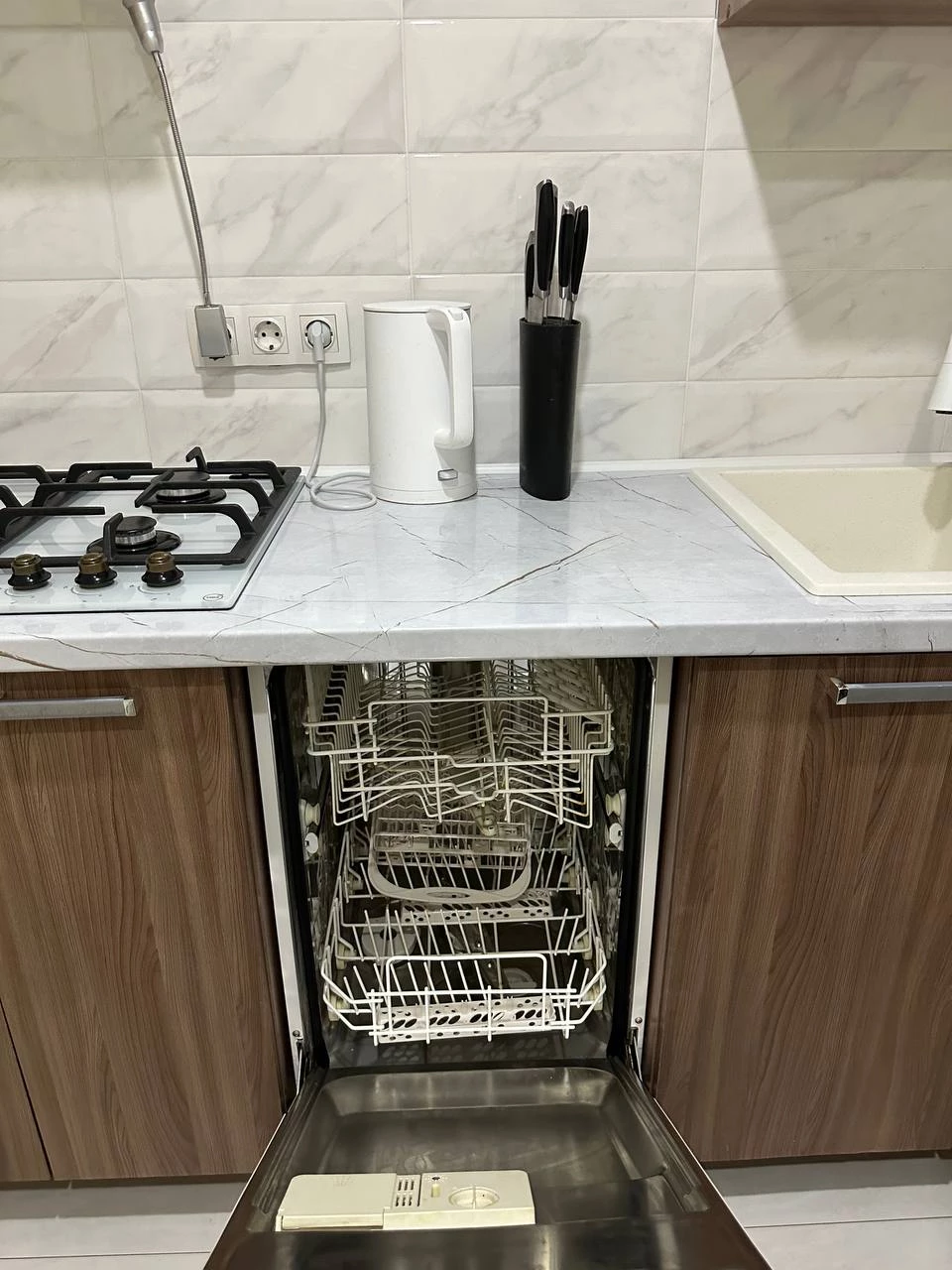 . 2-х комнт апартаменты по ул Партизанская. Лазаревское