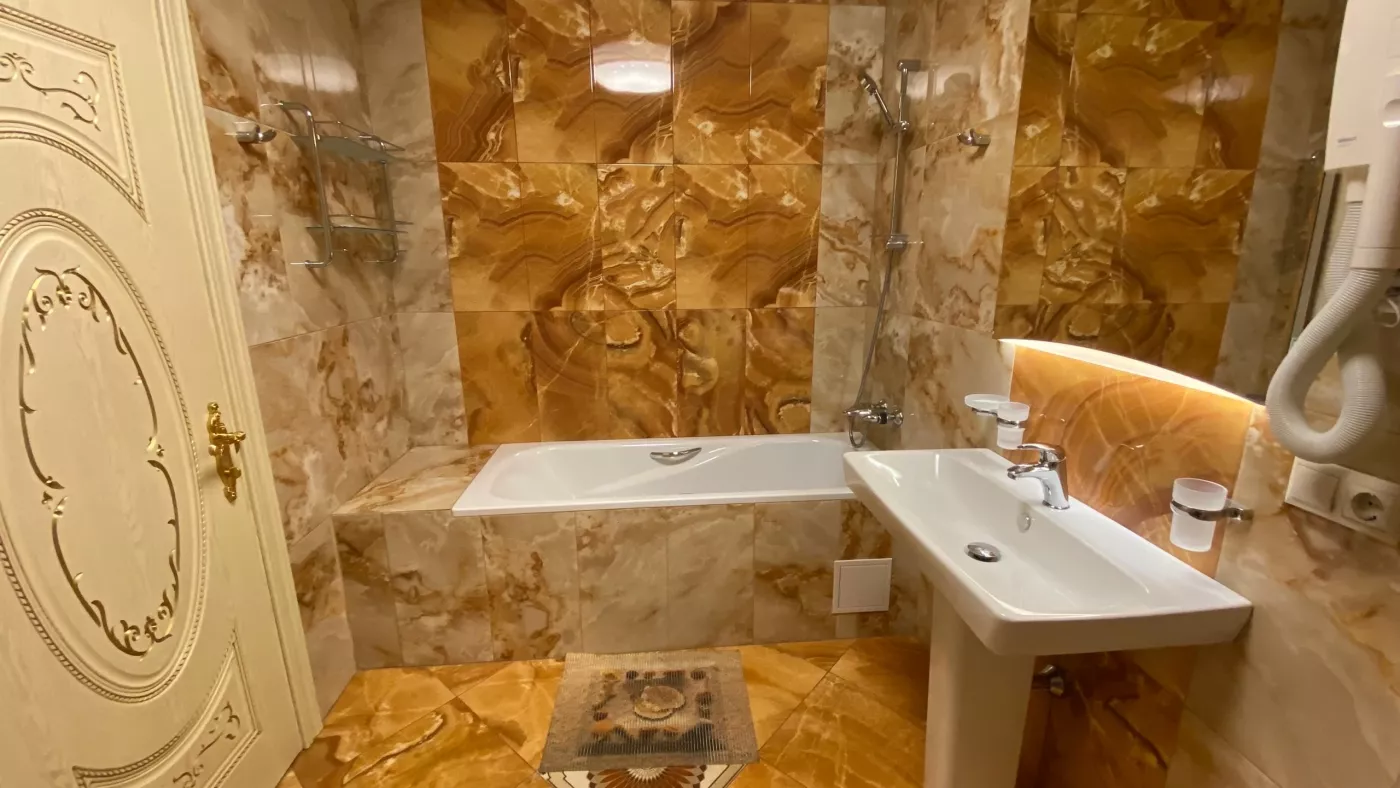 . Квартира в многоквартирном доме Ева-Мария в Париже. Лазаревское