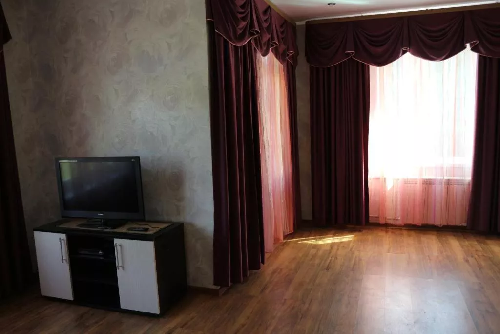 ЛЮКС С 2 СПАЛЬНЯМИ. Гостевой дом "Сибирячка". Ольгинка