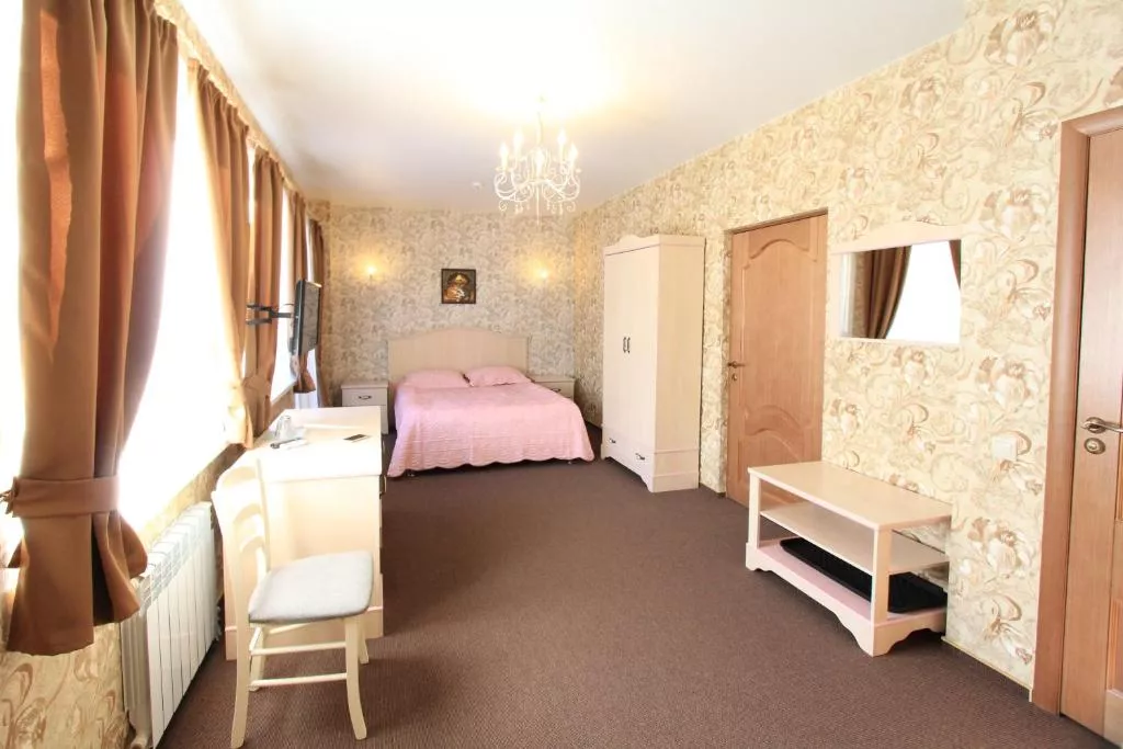 Трехместный номер с балконом отель 