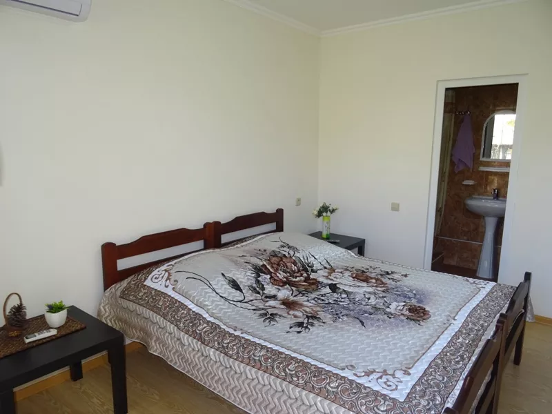 . Гостевой дом "Филипп на 23 июля 41" . Гудаута