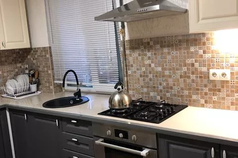 Пятиместные апартаменты «Люкс» на первом этаже. Гостевой дом «Secret garden». Коктебель