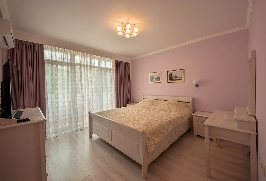 2-х комнатные апартаменты Люкс №13/2. Гостевой дом "Yellow Submarine". Массандра