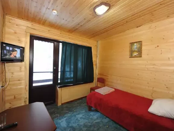 Стандарт одноместный. Новый корпус. Гостиничный комплекс «Таулу». Домбай-гостиницы