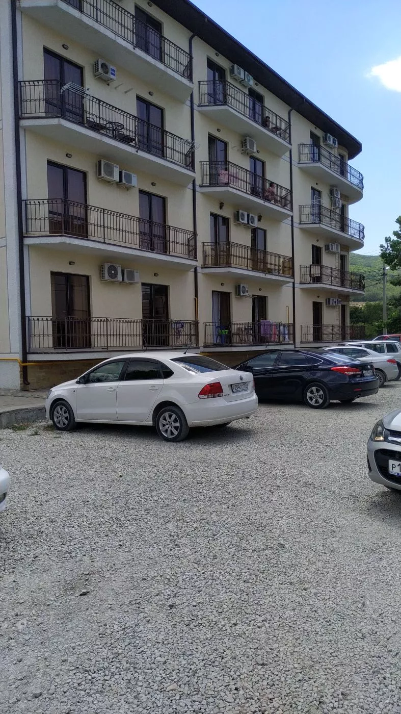 . Квартира в многоквартирном доме 2х комнатная квартира на Абрикосовой. Кабардинка