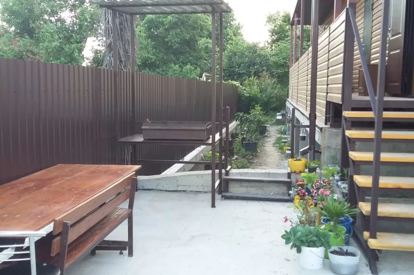 . Гостевой дом На Правды 11А. Головинка