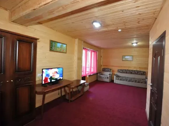 Студия 1. Новый корпус. Гостиничный комплекс «Таулу». Домбай-гостиницы