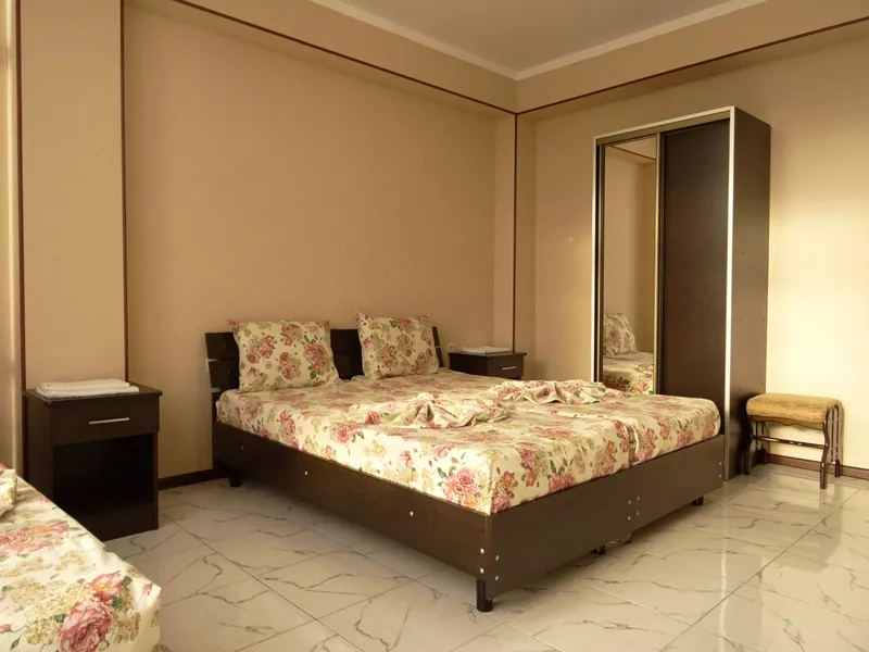 . Гостиница "Ширак". Лазаревское