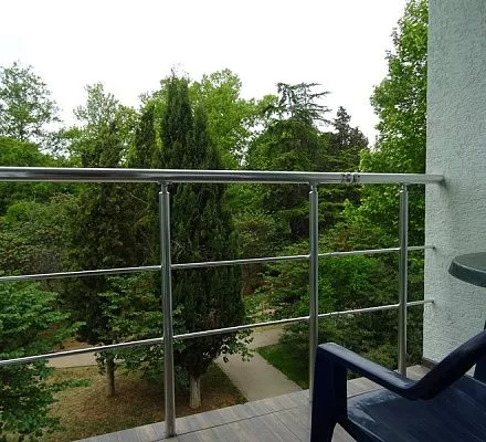 . Частный сектор " В парке ". Севастополь