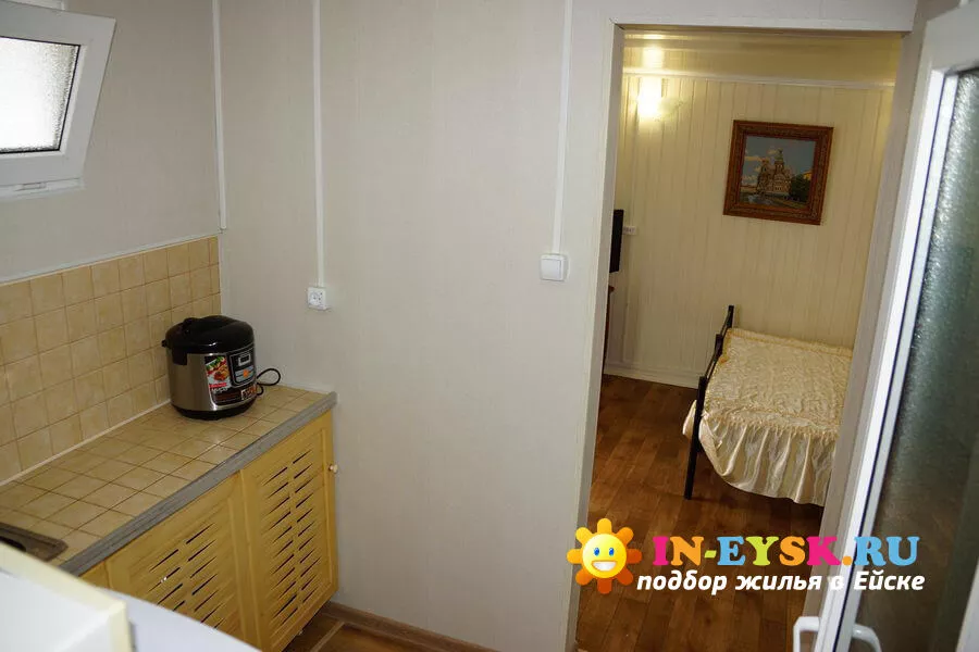 Номер - 3.  ГОСТЕВОЙ ДОМ «КСЕНИЯ». Ейск